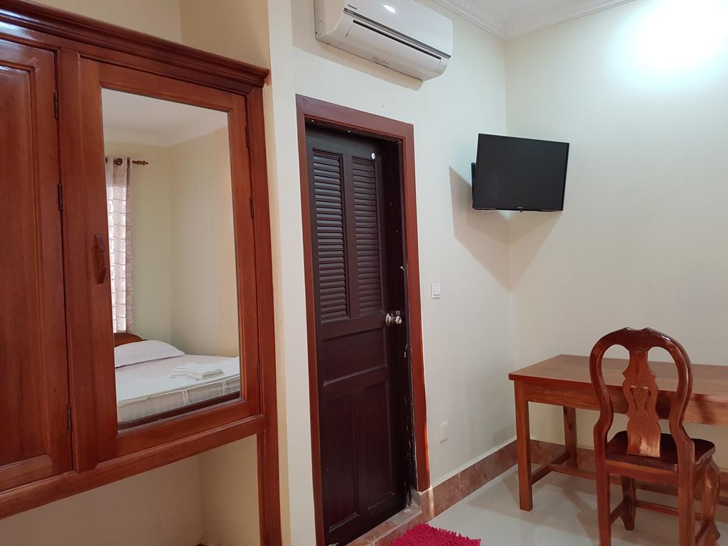 Samnop Samnang Guesthouse Kampot Exterior foto
